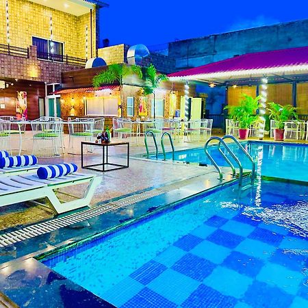 Hotel Grand Bhagwat, Udaipur Exteriör bild