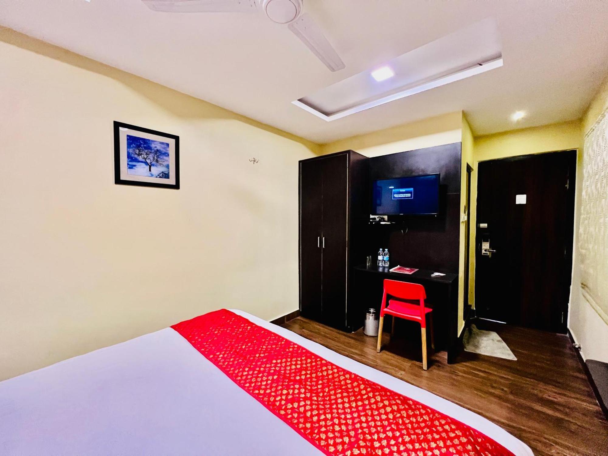 Hotel Grand Bhagwat, Udaipur Exteriör bild