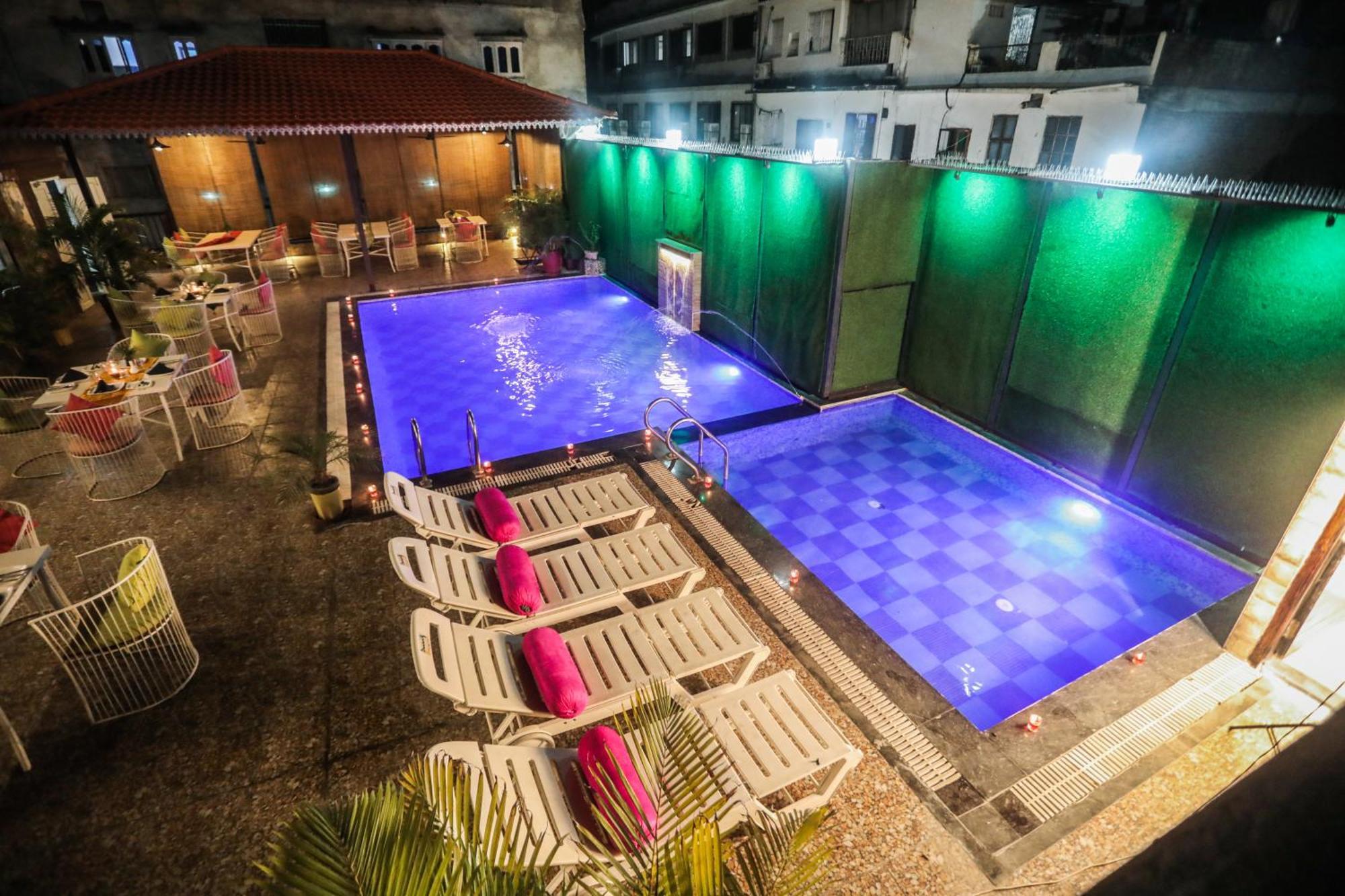 Hotel Grand Bhagwat, Udaipur Exteriör bild